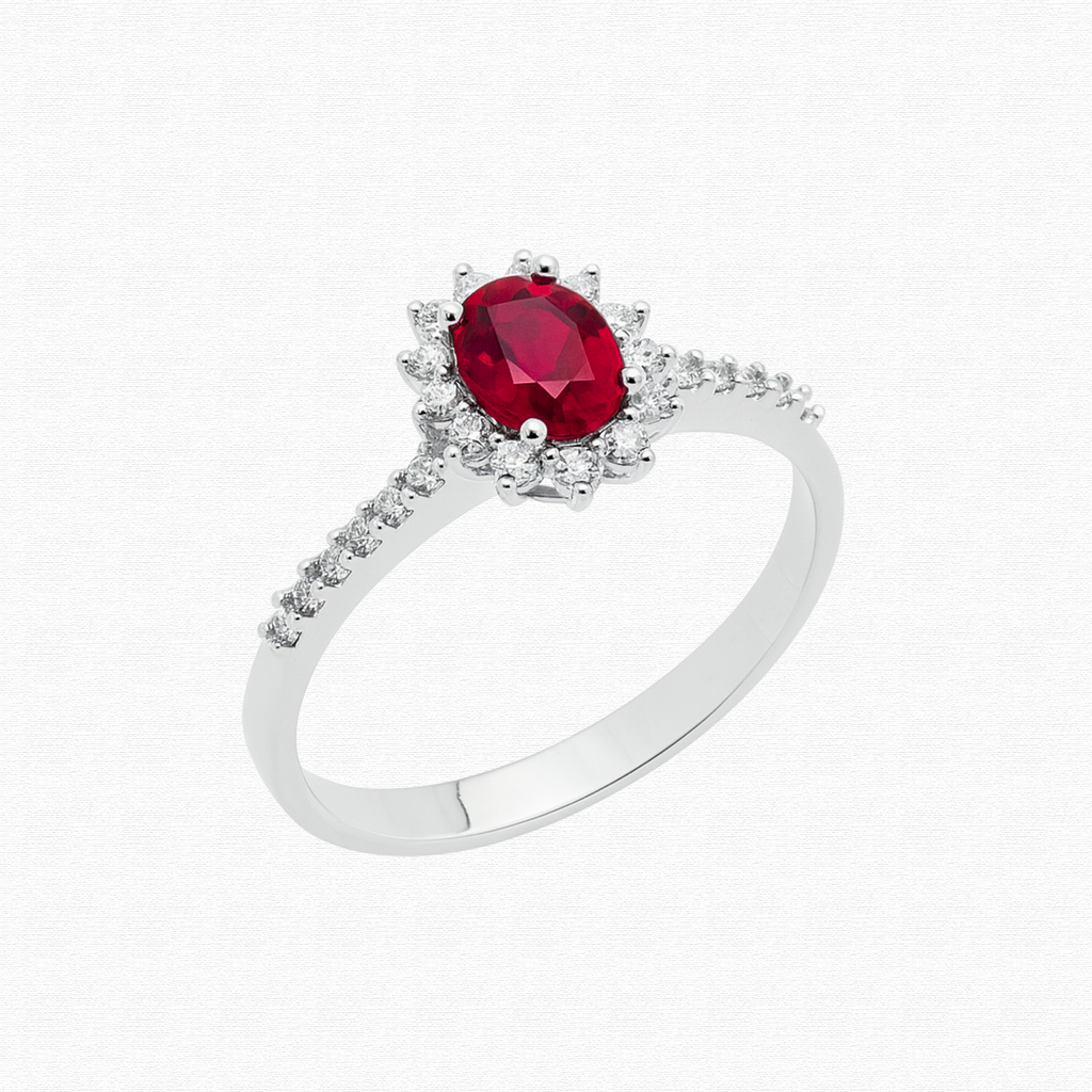 Anello Rubino Ovale con Diamanti